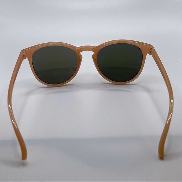 Translucent Pink Frames with Mirrored Lenses - Picture 2 of 8